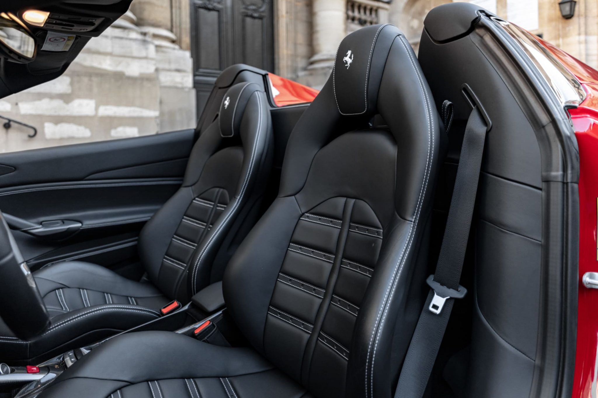 Ferrari 488 Spider-12