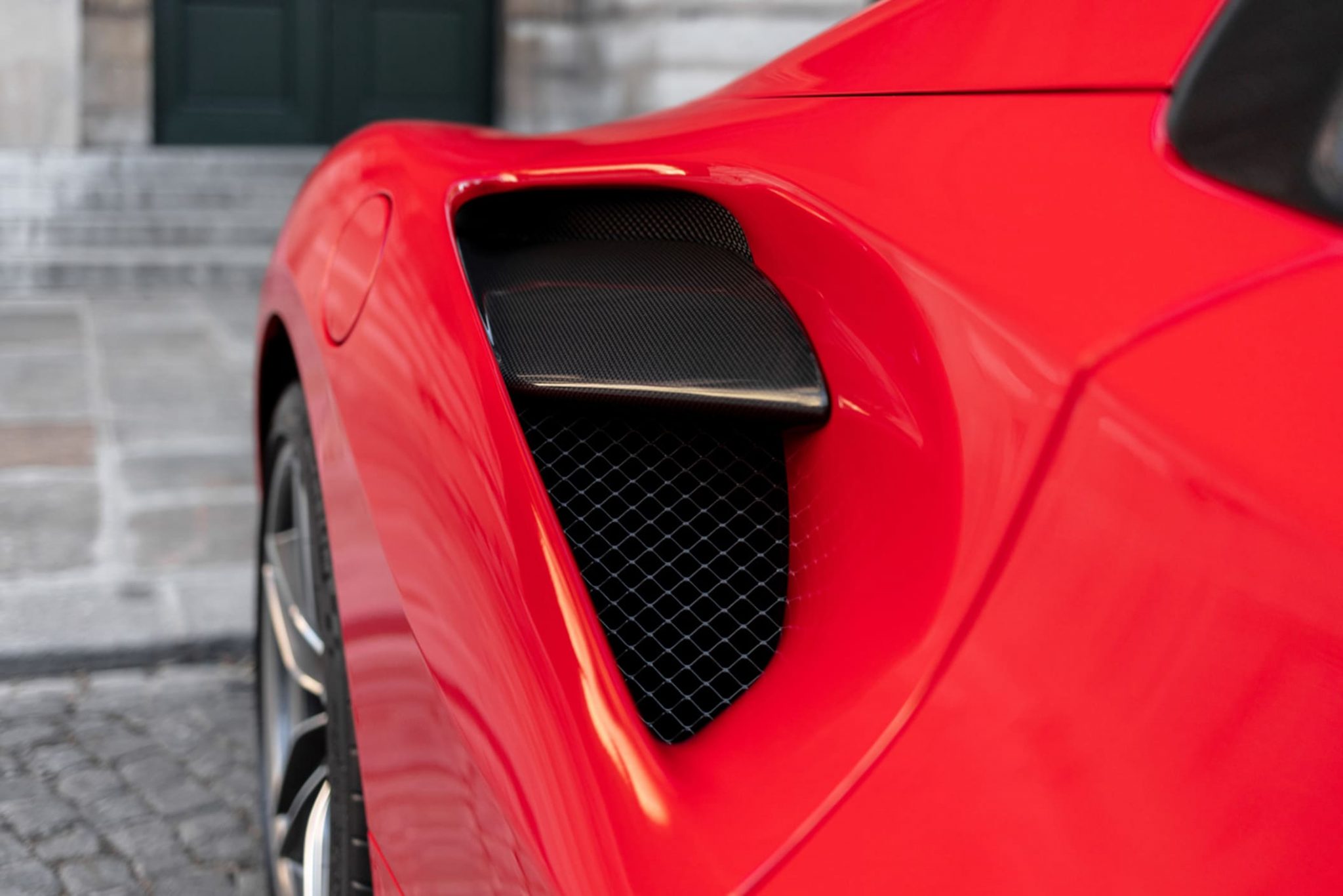 Ferrari 488 Spider-18