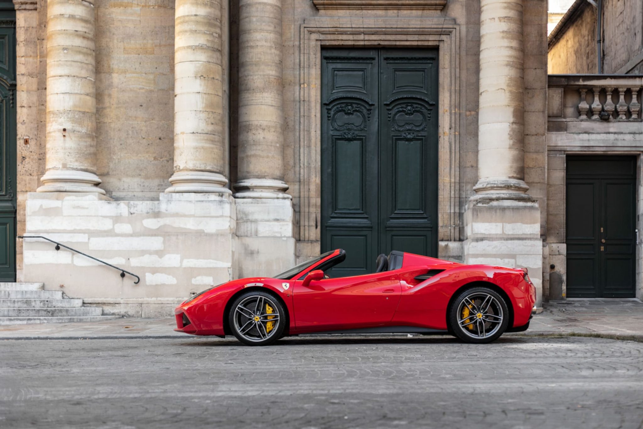 Ferrari 488 Spider-2