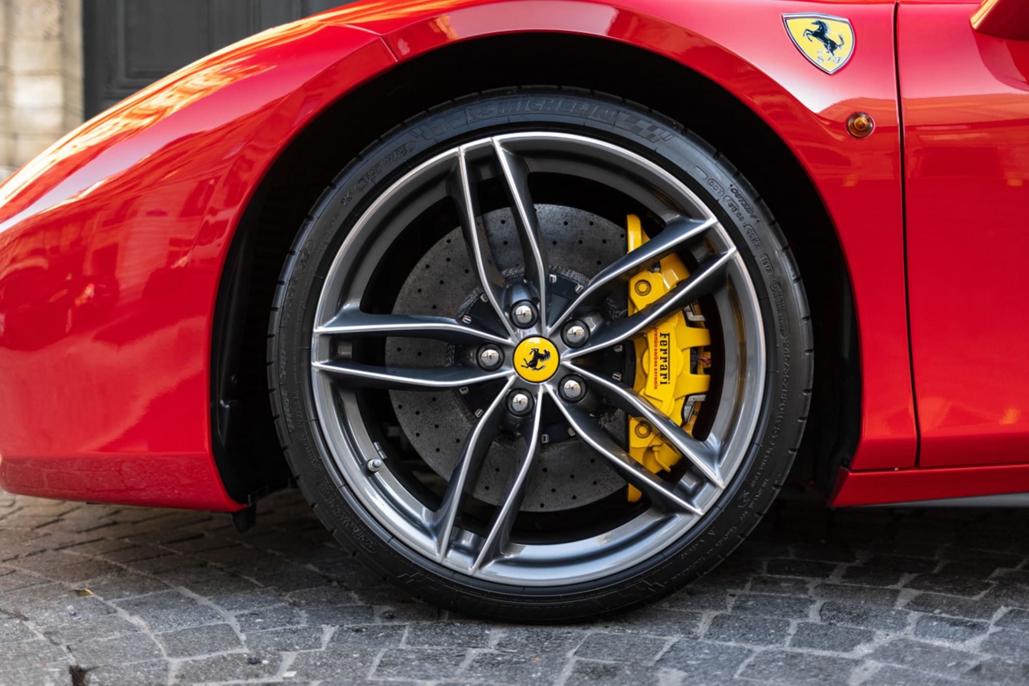 Ferrari 488 Spider-7