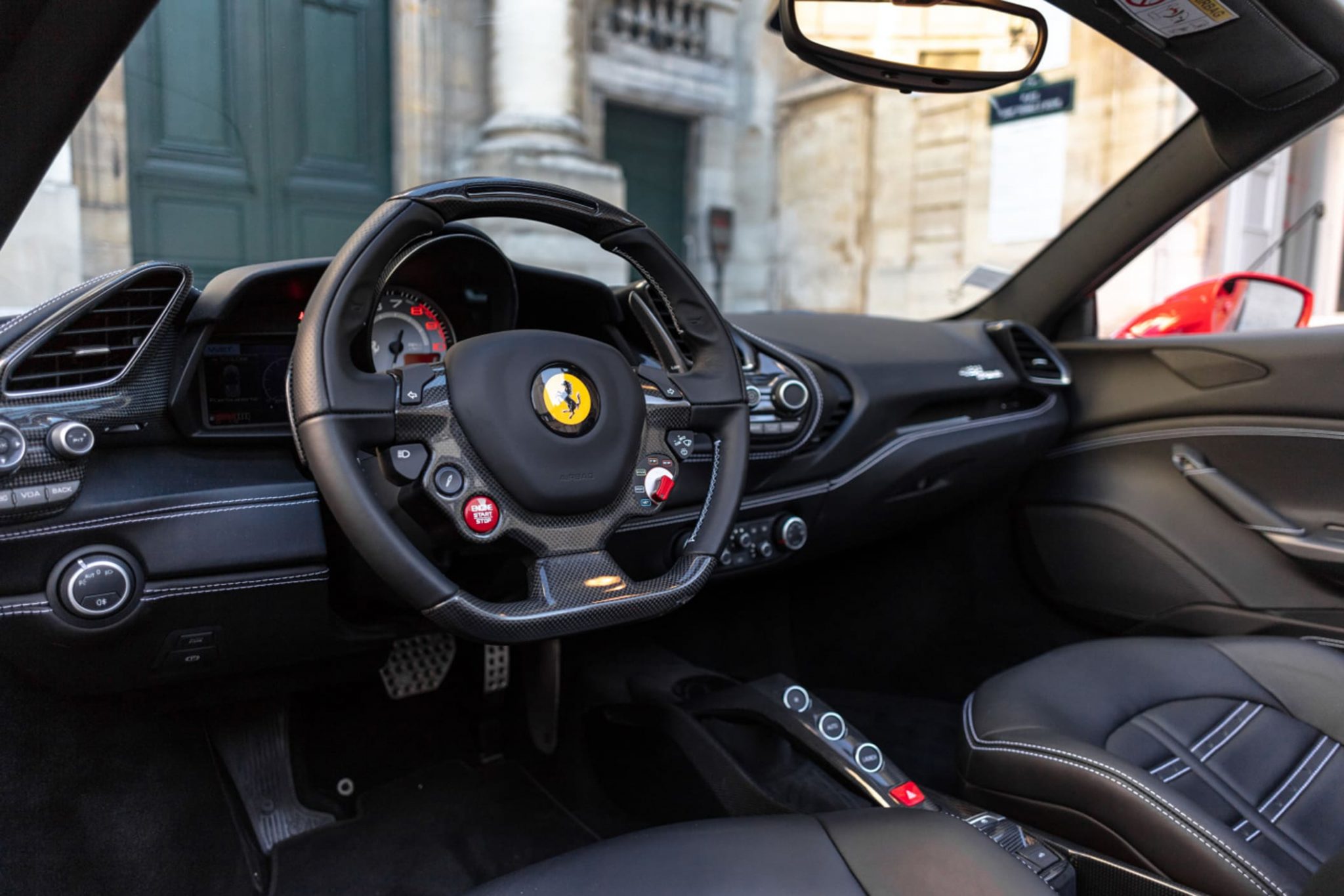 Ferrari 488 Spider-9