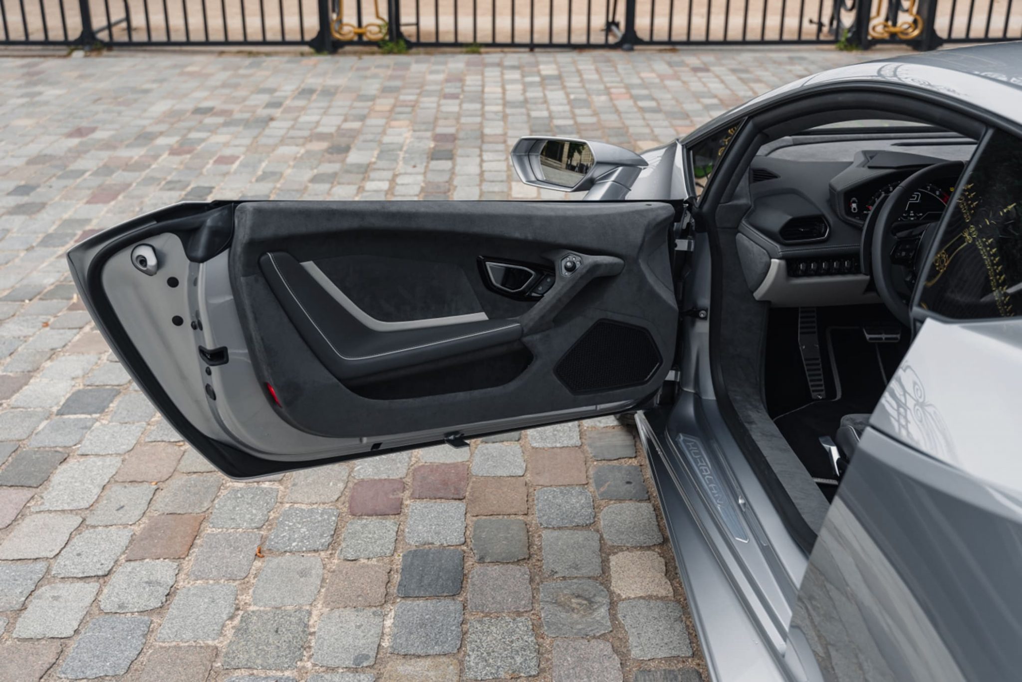 Lamborghini-Huracan-Tecnica-10