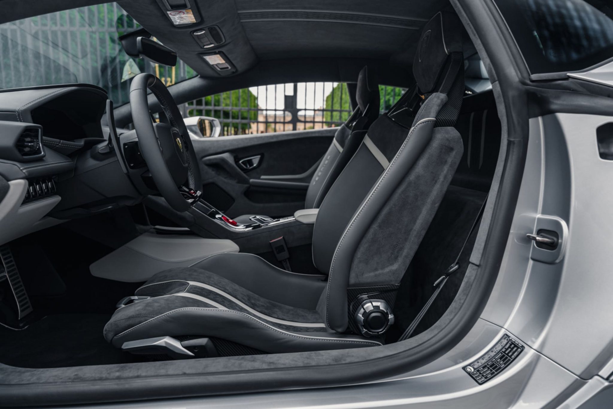 Lamborghini-Huracan-Tecnica-8